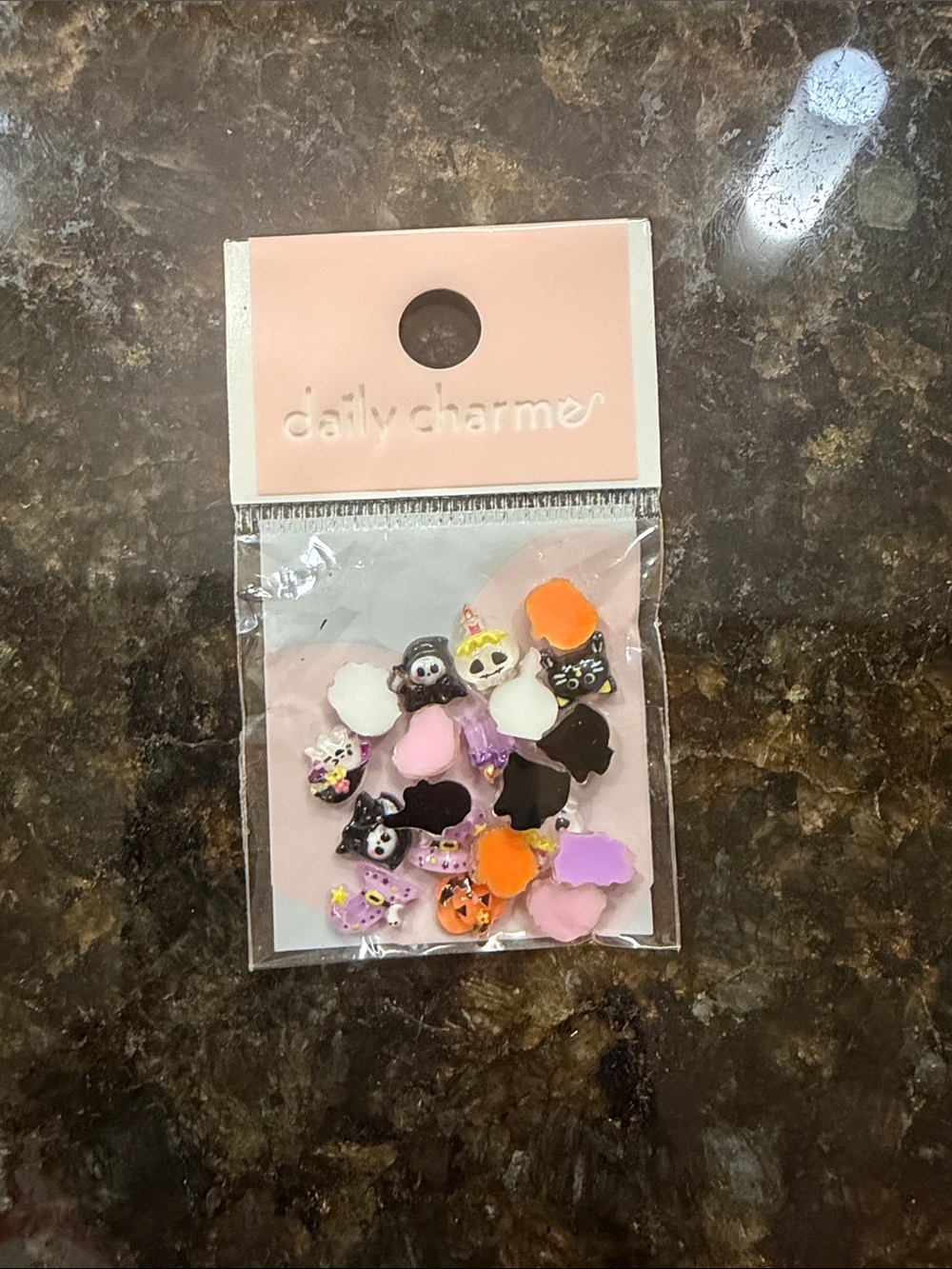 daily charmes Halloween Resin Charms - New